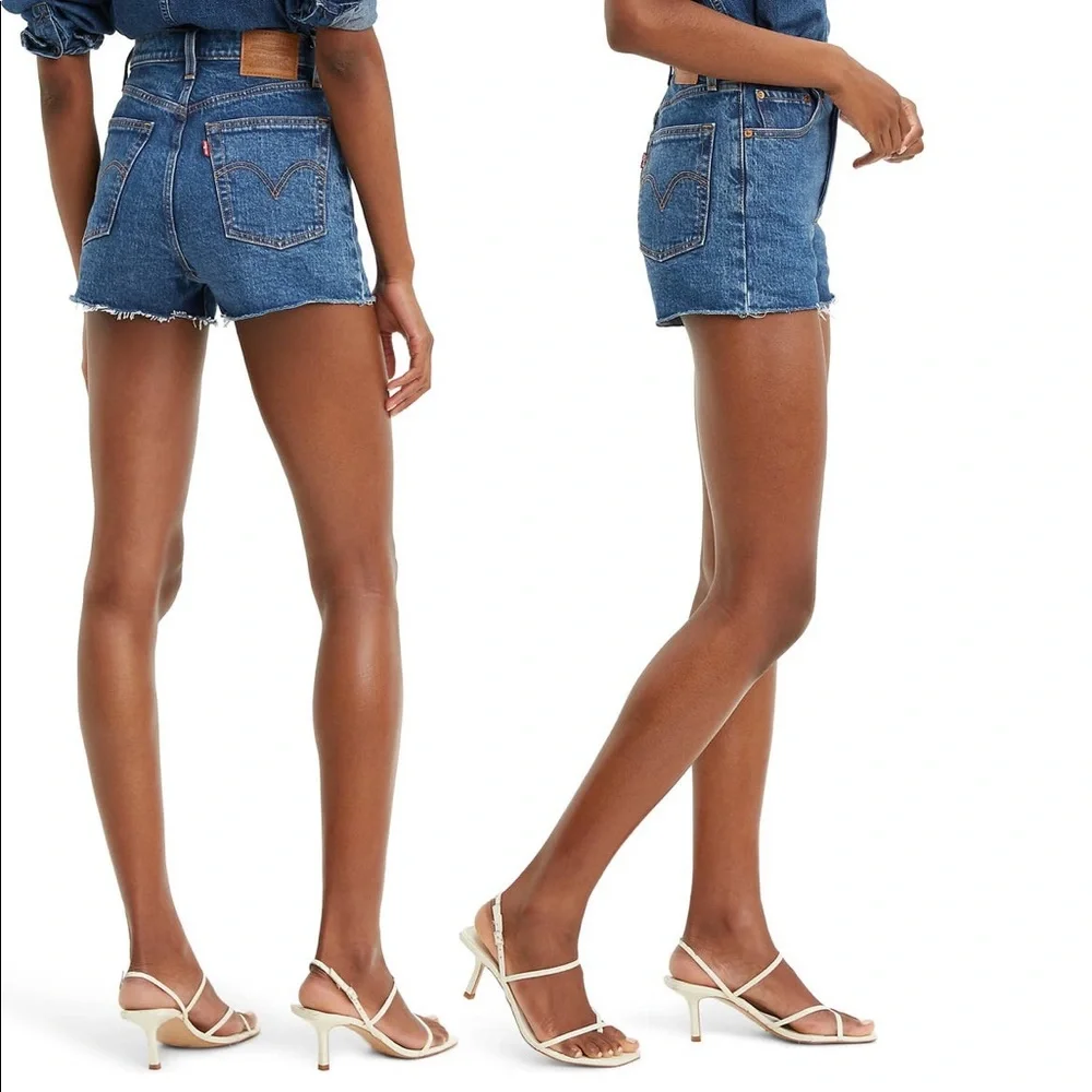 NEW • Levi’s • Ribcage High Waisted Cut Off Denim Shorts Stretch Charleston 26 - Picture 2 of 6